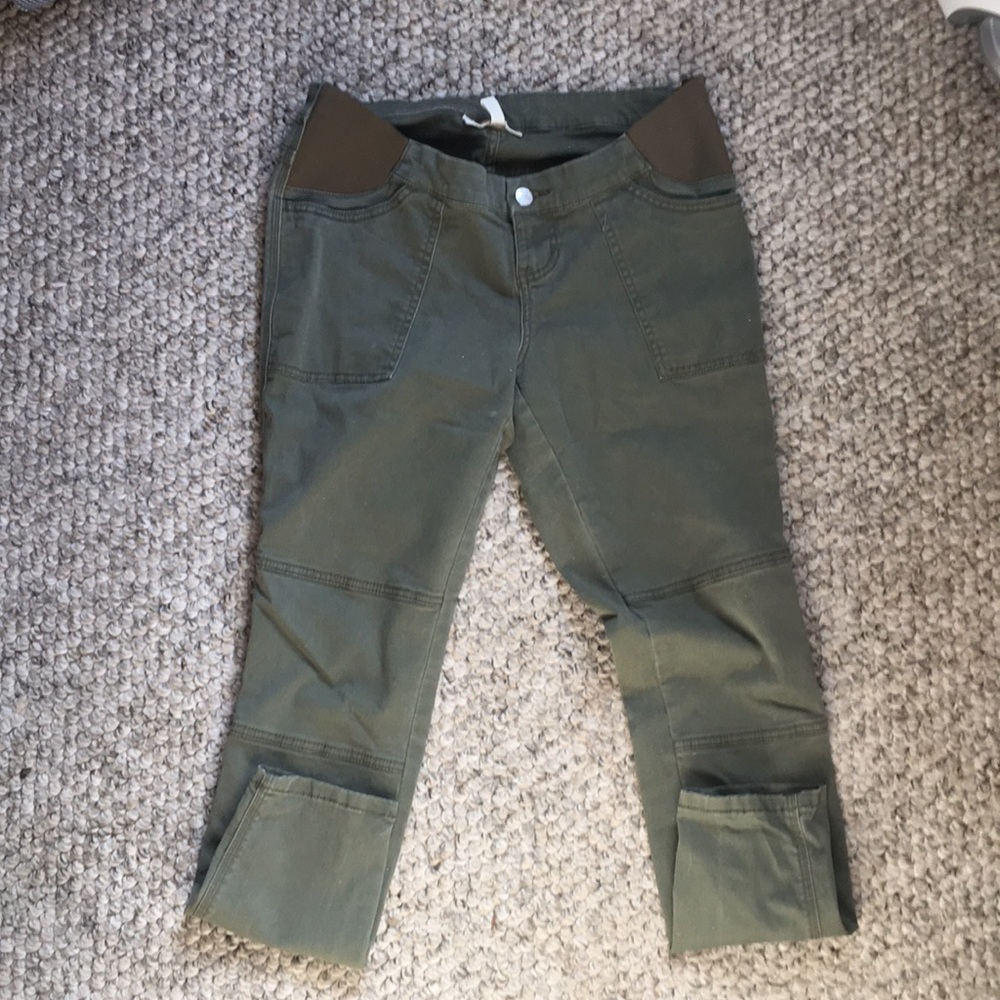 Jessica Simpson maternity pants